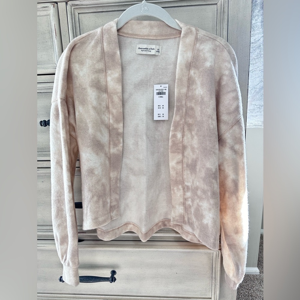 Abercrombieie & Fitch Cardigan